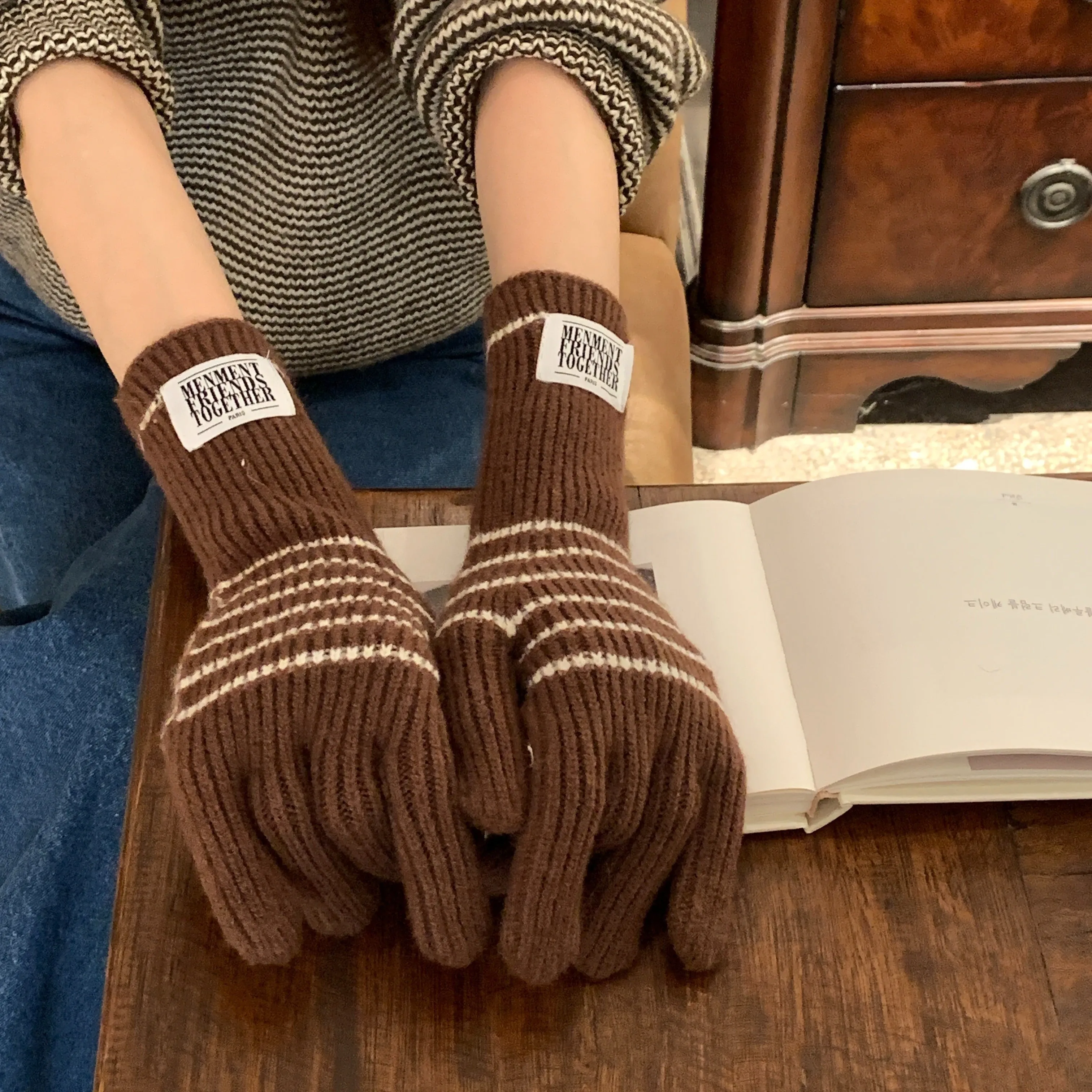 Cozy Striped Knit Gloves For Women - Touchscreen Compatible, Thick & Warm Full Finger Mittens With Elastic Fit